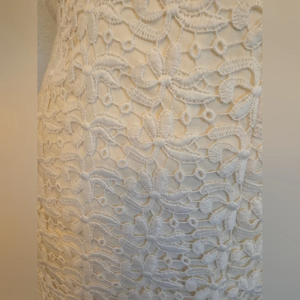 SALE Zara XS Ivory Shorts - Picture 3 of 10